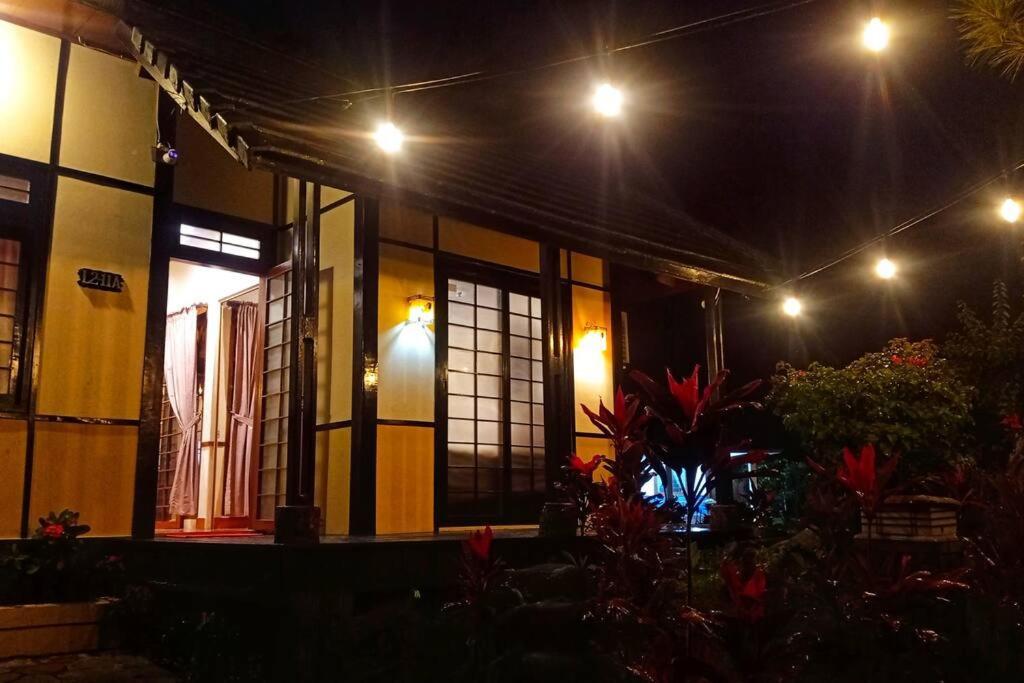 Designer Villa Tokyo Cianjur Εξωτερικό φωτογραφία