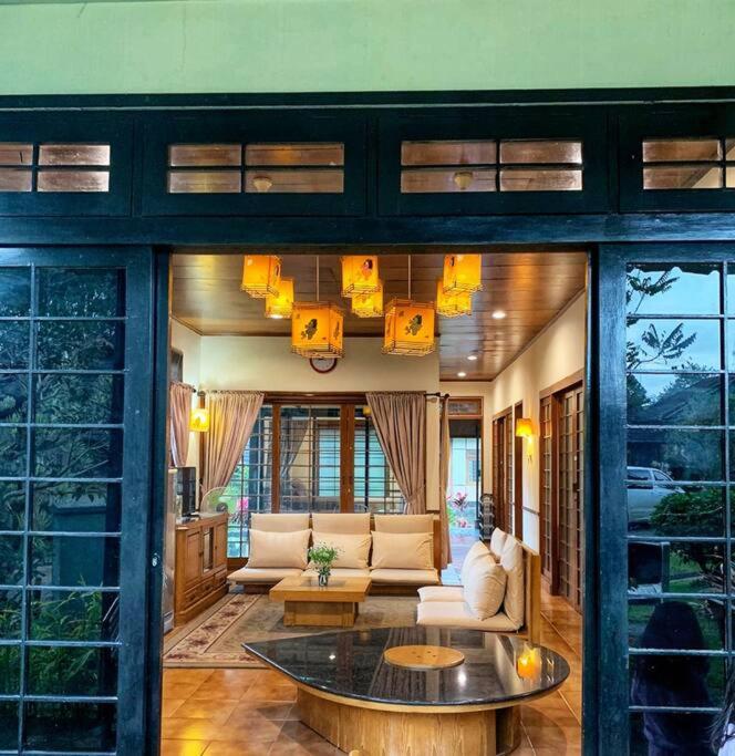 Designer Villa Tokyo Cianjur Εξωτερικό φωτογραφία