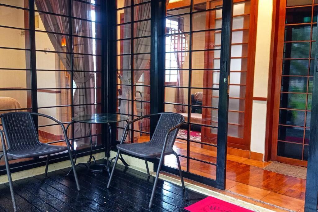 Designer Villa Tokyo Cianjur Εξωτερικό φωτογραφία