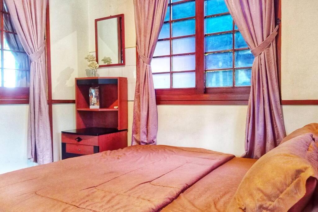 Designer Villa Tokyo Cianjur Εξωτερικό φωτογραφία